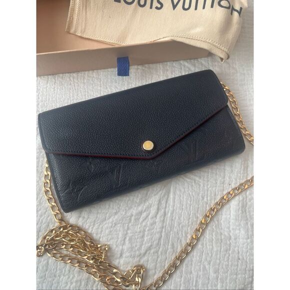 LOUIS VUITTON Empreinte Sarah Wallet NM Marine Rouge with chain - Picture 2 of 10